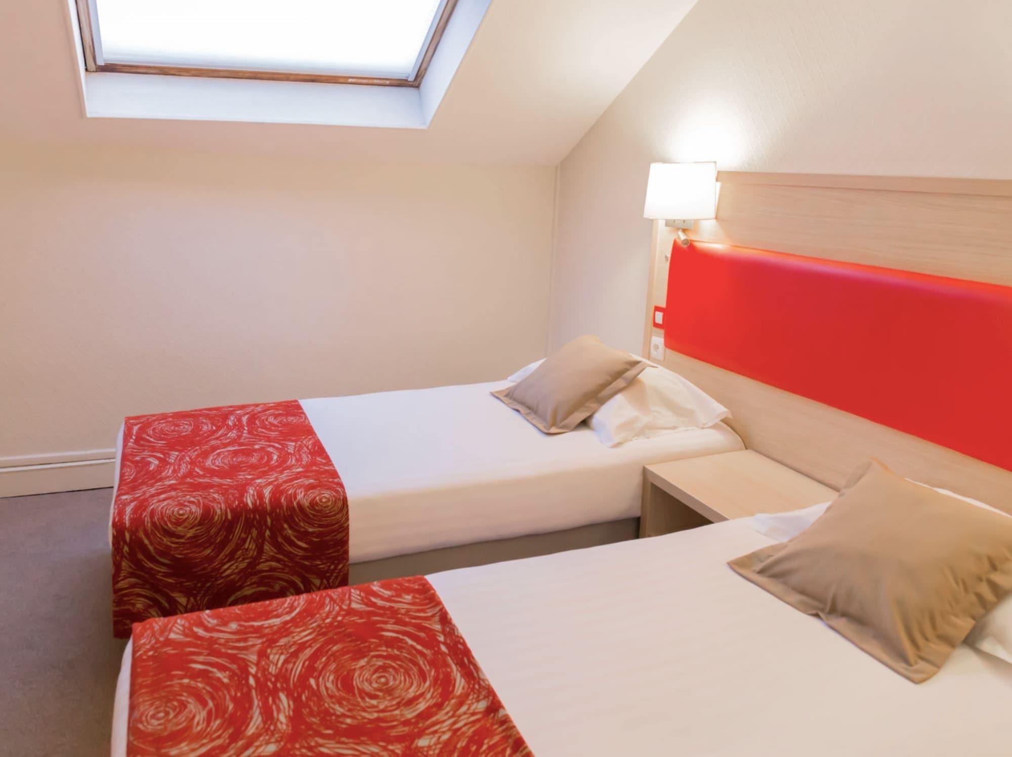 Hotel D'Win Parigi Esterno foto