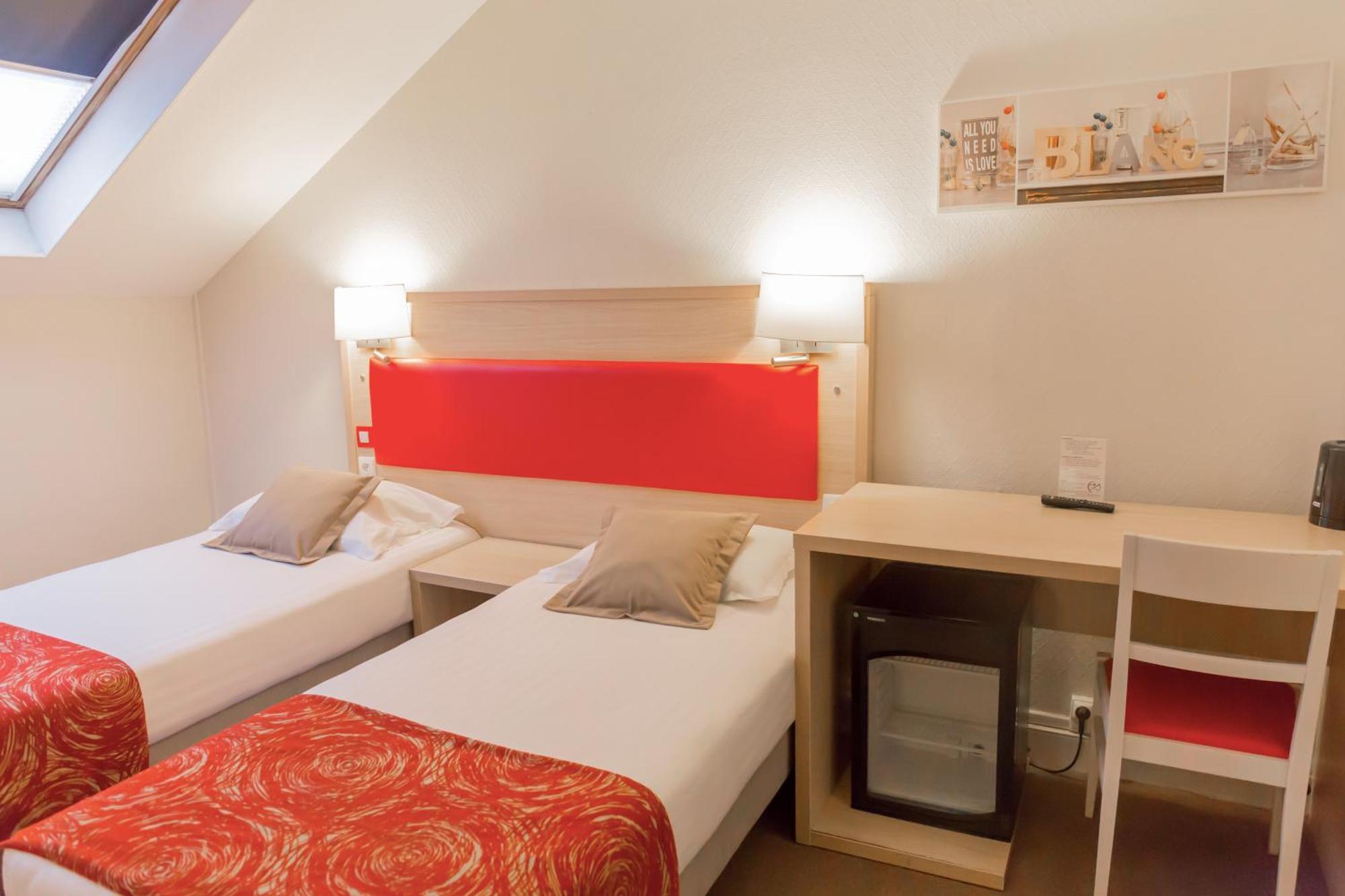 Hotel D'Win Parigi Esterno foto