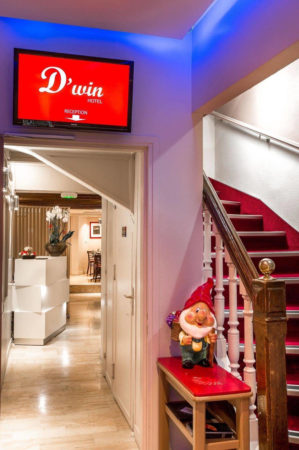 Hotel D'Win Parigi Esterno foto