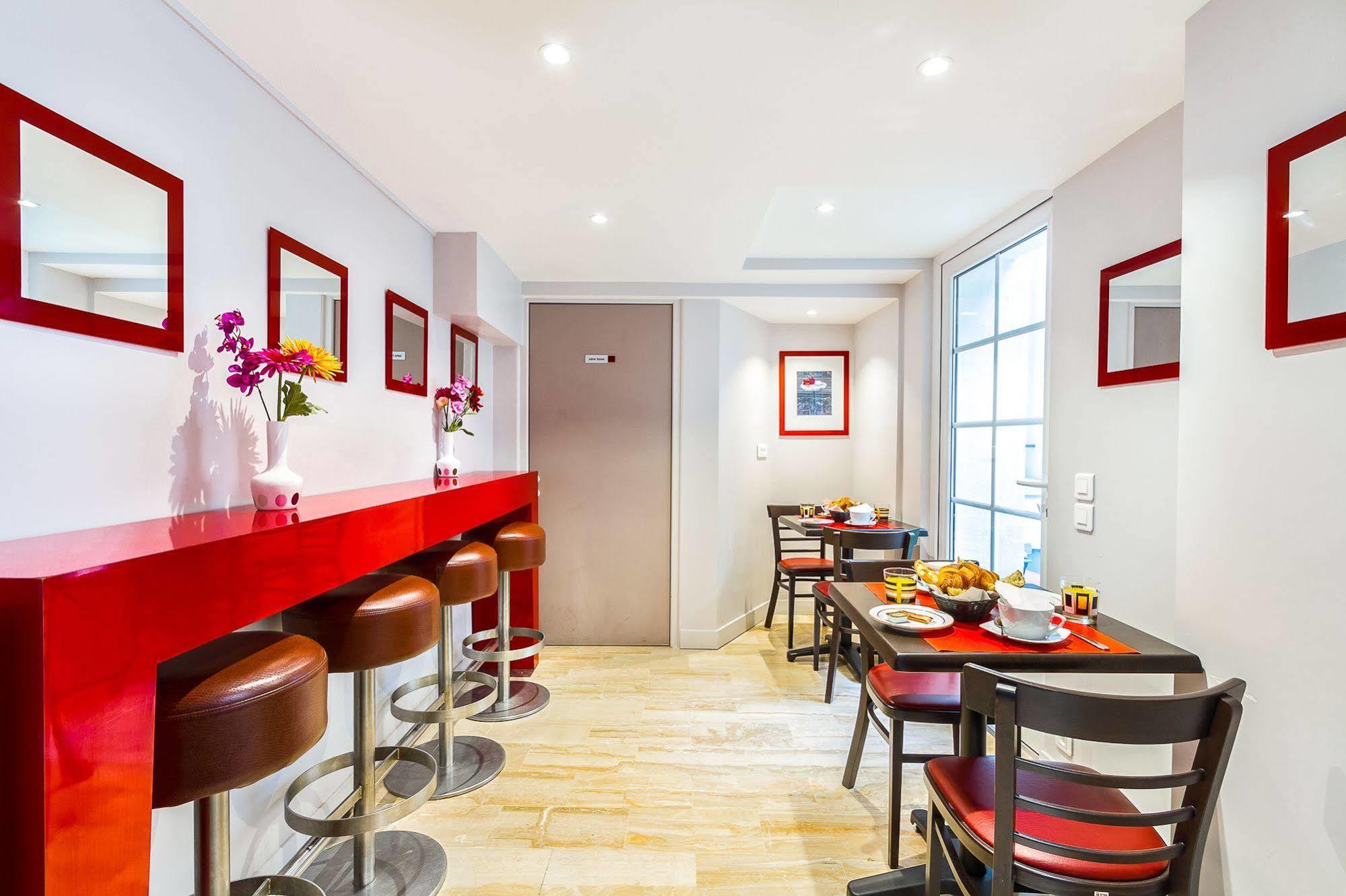 Hotel D'Win Parigi Esterno foto