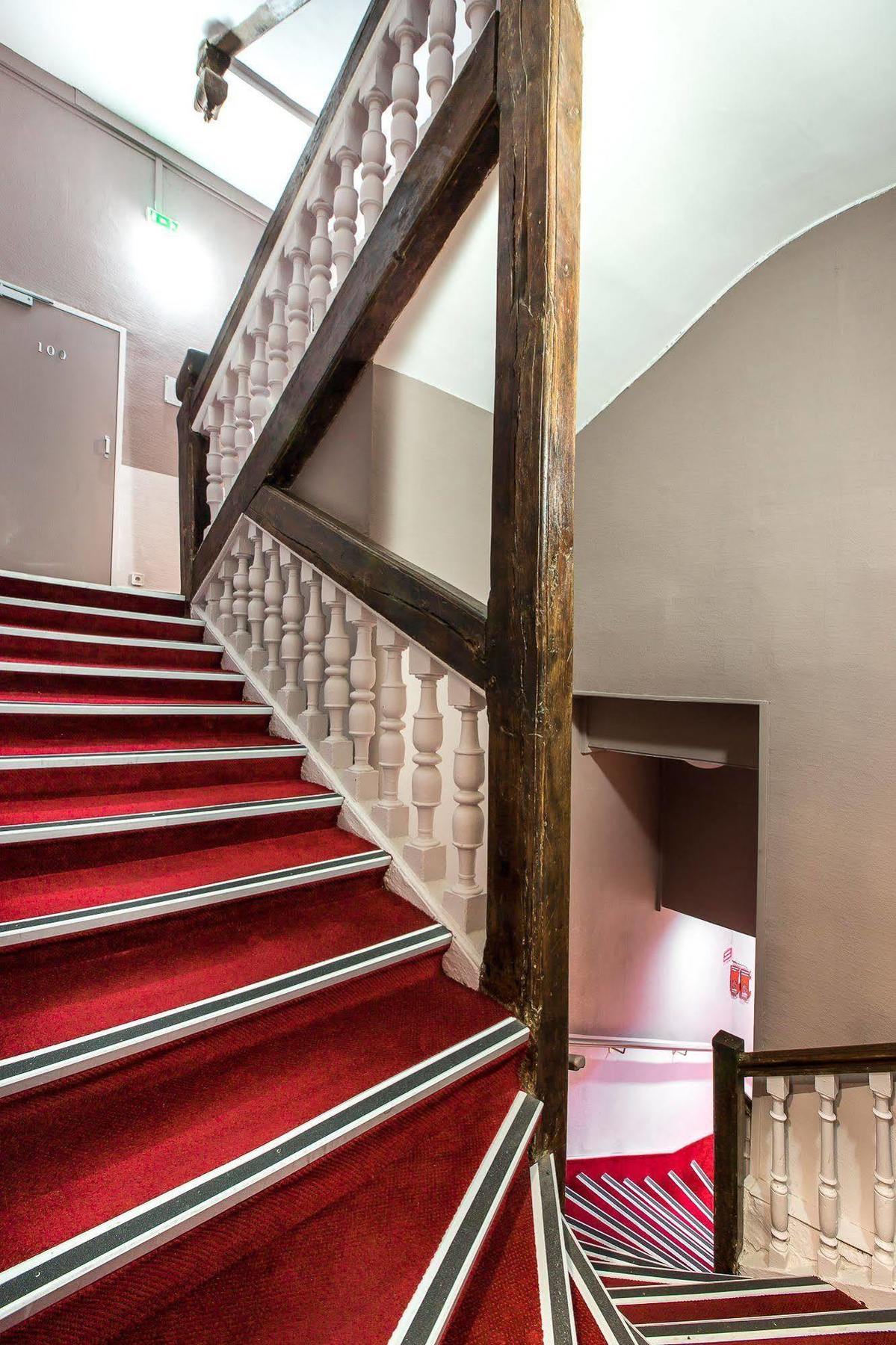 Hotel D'Win Parigi Esterno foto
